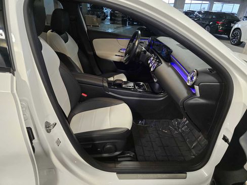 Used 2022 Mercedes-Benz A 220 4MATIC image 30