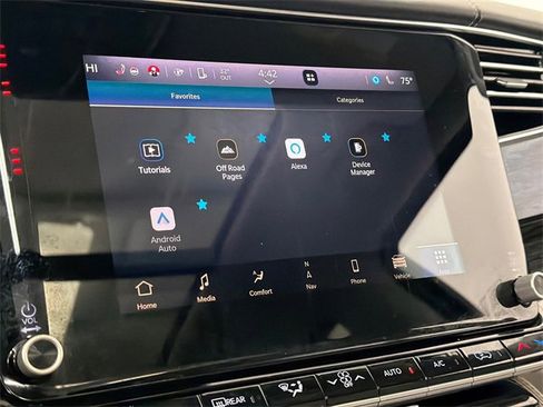 Used 2022 Jeep Wagoneer Series III w/ Premium Group I image 31