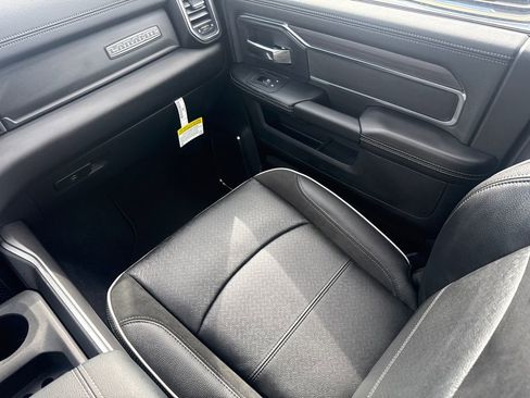 New 2026 RAM 2500 Laramie w/ Night Edition AWD/4WD image 16