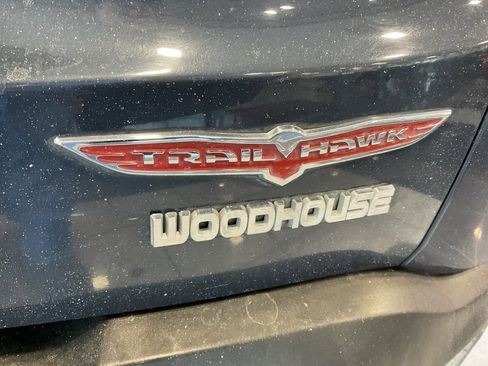 Used 2020 Jeep Renegade Trailhawk w/ Popular Equipment Group image 17