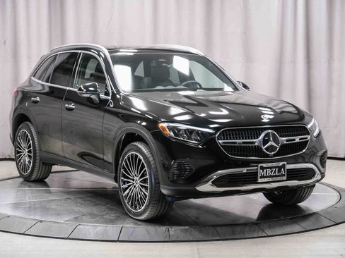 Certified 2025 Mercedes-Benz GLC 300 image 5