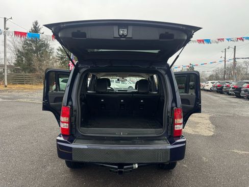 Used 2012 Jeep Liberty Sport image 13