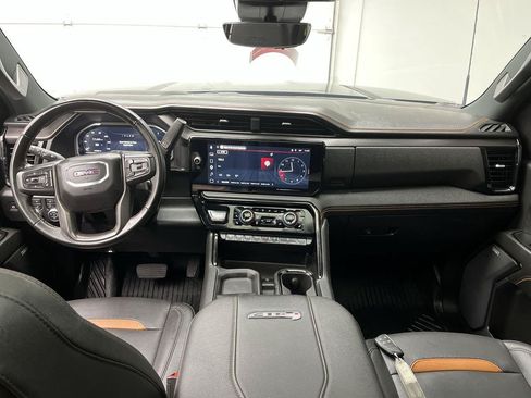 Certified 2025 GMC Sierra 2500 AT4 w/ AT4 Premium Plus Package AWD/4WD image 4