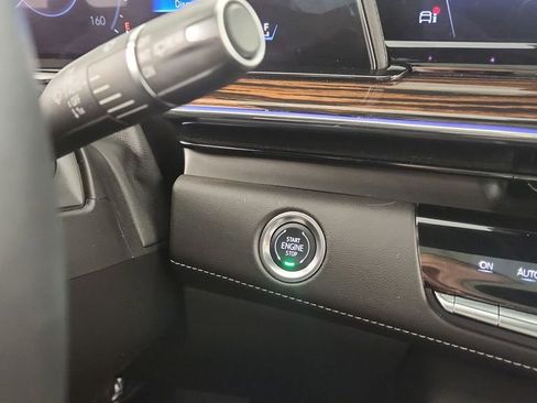 Used 2024 Cadillac Escalade ESV Premium Luxury w/ Performance Package image 24