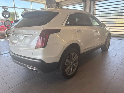 Used 2025 Cadillac XT5 Premium Luxury FWD image 4