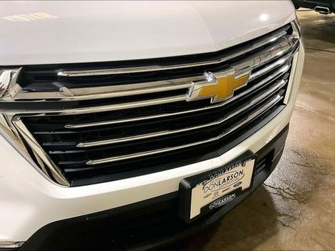 Used 2023 Chevrolet Traverse LT image 10