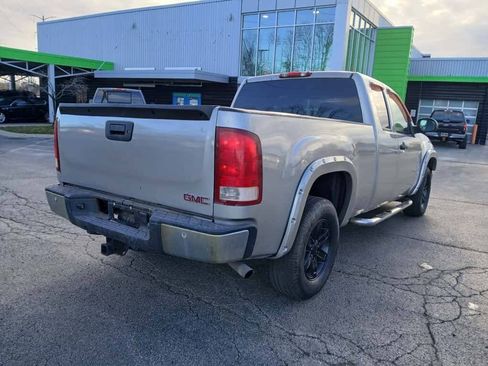Used 2007 GMC Sierra 1500 SLE w/ SLE1 Preferred Package AWD/4WD image 6