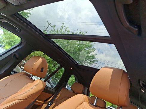 Used 2021 BMW X5 xDrive40i w/ Premium Package 2 image 16