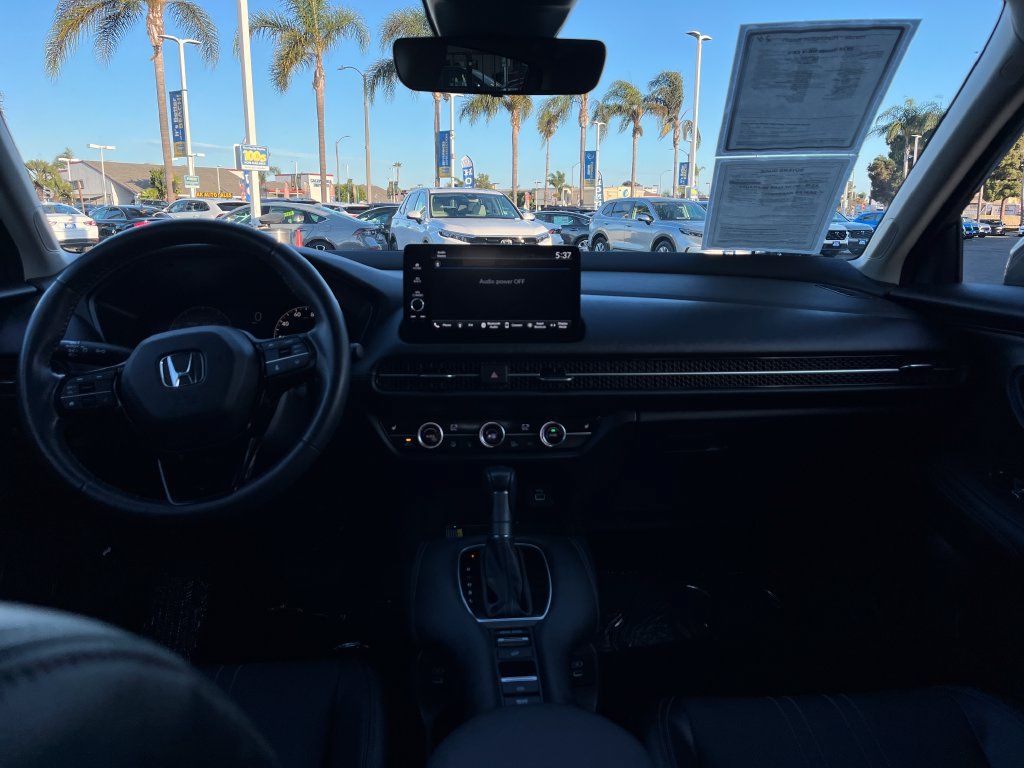Used 2024 Honda HR-V EX-L image 13