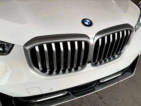 Certified 2026 BMW X5 sDrive40i w/ Climate Comfort Package RWD image 42