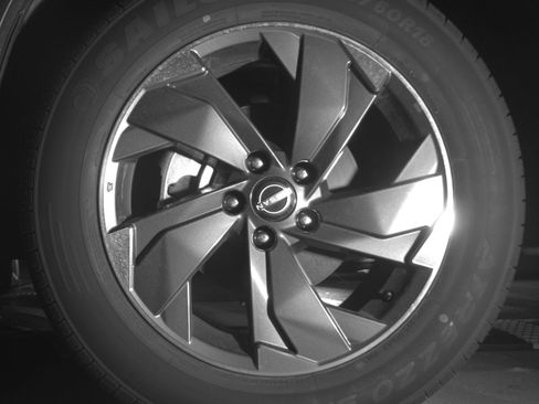 Used 2025 Nissan Rogue SV image 12