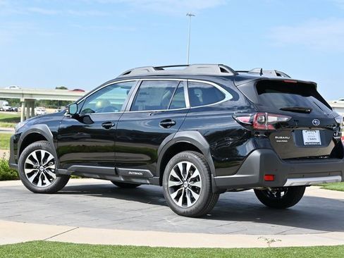 New 2025 Subaru Outback Limited image 5