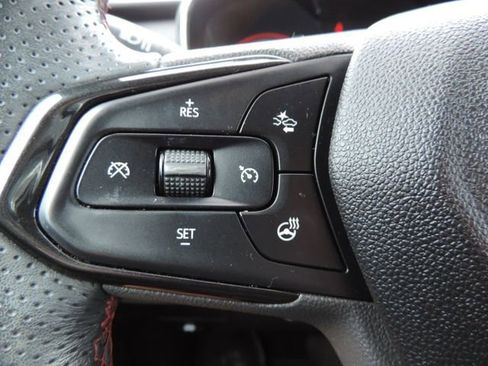 Used 2023 Chevrolet TrailBlazer RS w/ Sun and Liftgate Package image 30