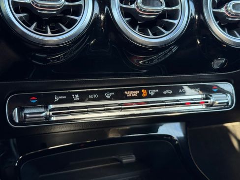 Used 2019 Mercedes-Benz A 220 4MATIC image 65
