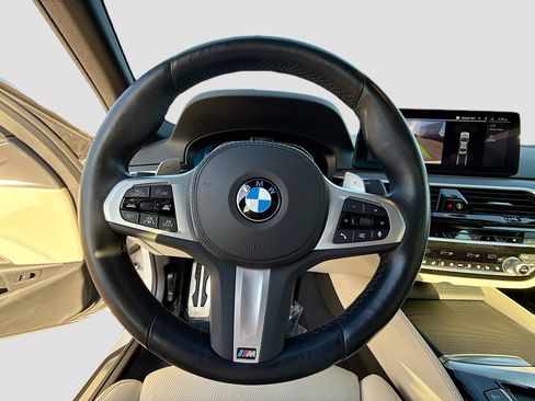 Used 2023 BMW 540i w/ M Sport Package RWD image 40