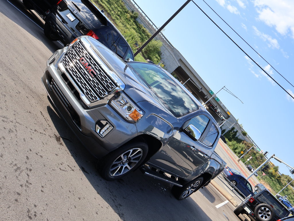 Used 2021 GMC Canyon Denali AWD/4WD image 3