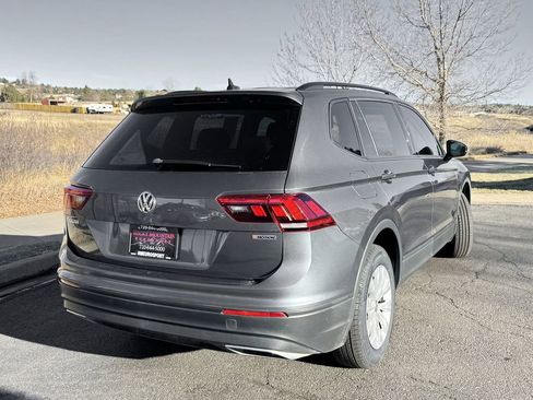 Used 2020 Volkswagen Tiguan S image 6
