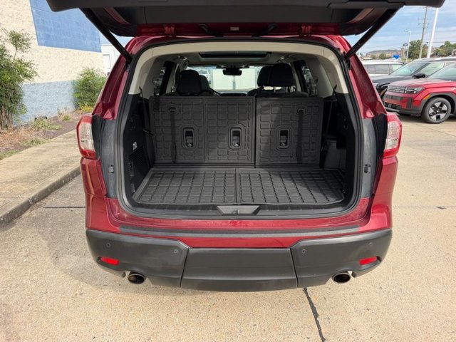 Used 2023 Subaru Ascent Onyx Edition AWD/4WD image 5