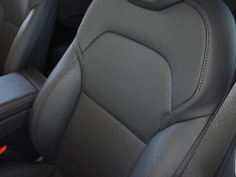 Used 2026 Tesla Model Y 2WD image 9