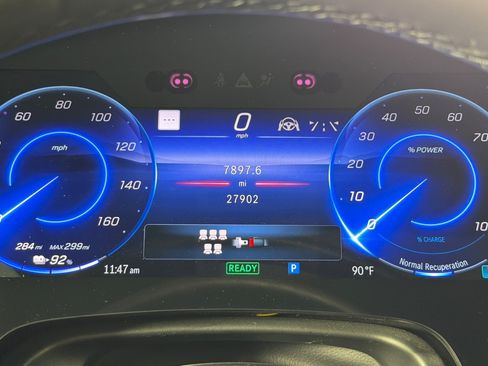 Used 2024 Mercedes-Benz EQS 450+ SUV image 25