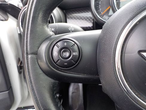 Used 2015 MINI Cooper S image 14