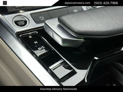 Used 2021 Audi e-tron Premium w/ Towing Package image 34