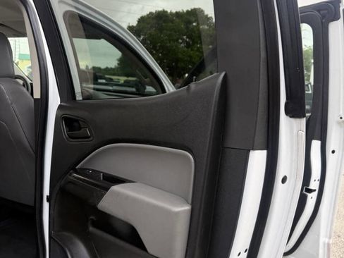 Used 2022 Chevrolet Colorado W/T w/ WT Convenience Package image 21