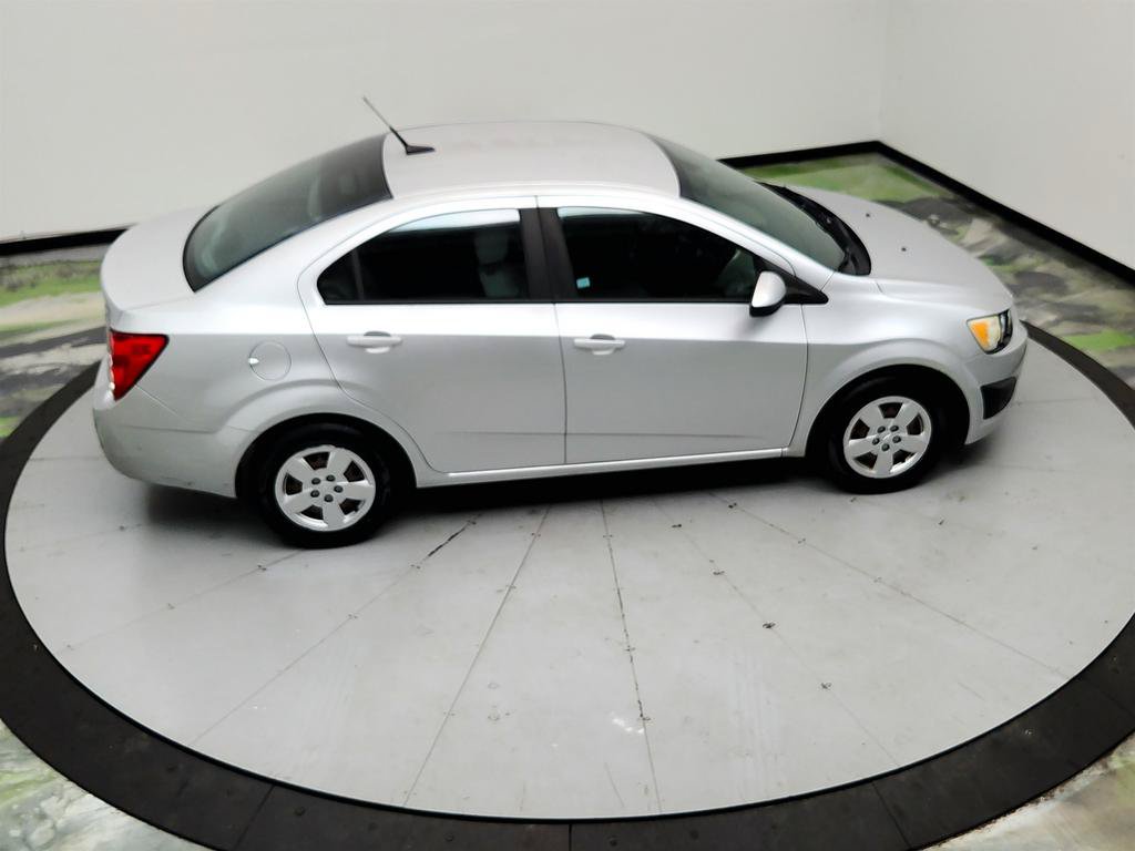 Used 2014 Chevrolet Sonic LS FWD image 32