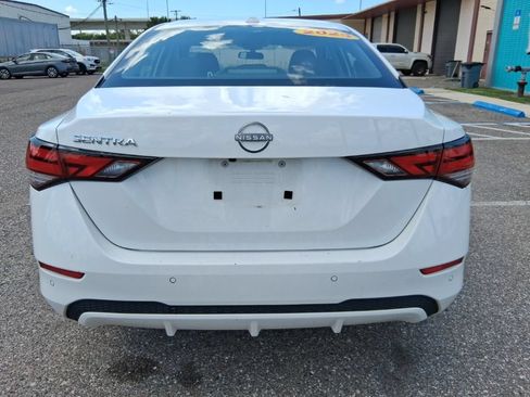 Used 2025 Nissan Sentra SV FWD image 4