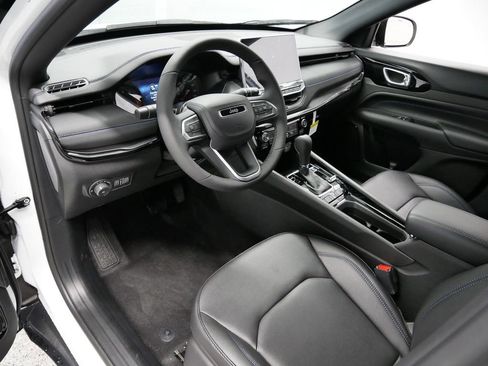 New 2026 Jeep Compass Limited AWD/4WD image 2