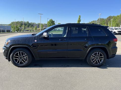 Used 2021 Jeep Grand Cherokee Trailhawk w/ Trailhawk Luxury Group image 6