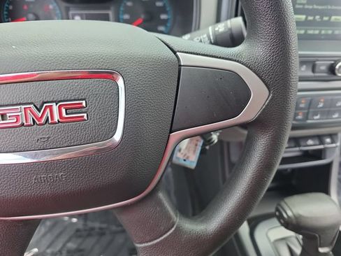 Used 2017 GMC Canyon 2WD Crew Cab w/ Convenience Package image 19