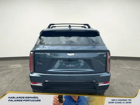 Used 2025 Cadillac Escalade IQ Sport 1 w/ Smart Trailering package image 5