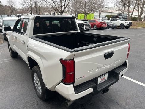 New 2025 Toyota Tacoma SR5 image 13