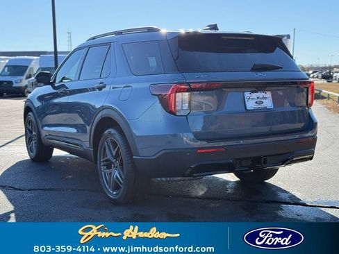 New 2026 Ford Explorer ST-Line w/ ST-Line Street Pack image 6