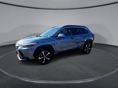 Used 2023 Toyota Corolla Cross AWD Hybrid image 4