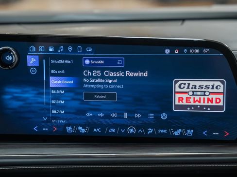 Used 2025 Chevrolet Tahoe Premier w/ Sun And Tow Package image 30