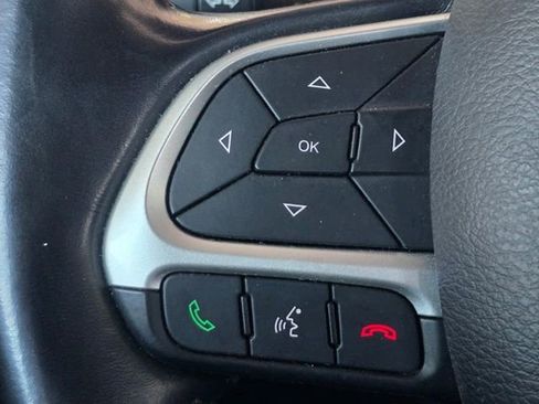 Used 2020 Jeep Compass Altitude image 13