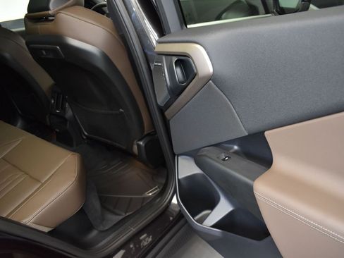 Used 2025 BMW X3 xDrive30i w/ Premium Package image 21