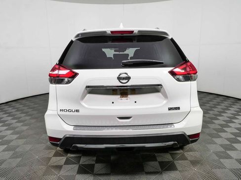 Used 2020 Nissan Rogue S w/ Special Edition Package FWD image 27