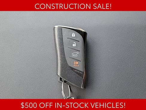 Used 2026 Lexus GX 550 w/ Accessory Package (2T) AWD/4WD image 28