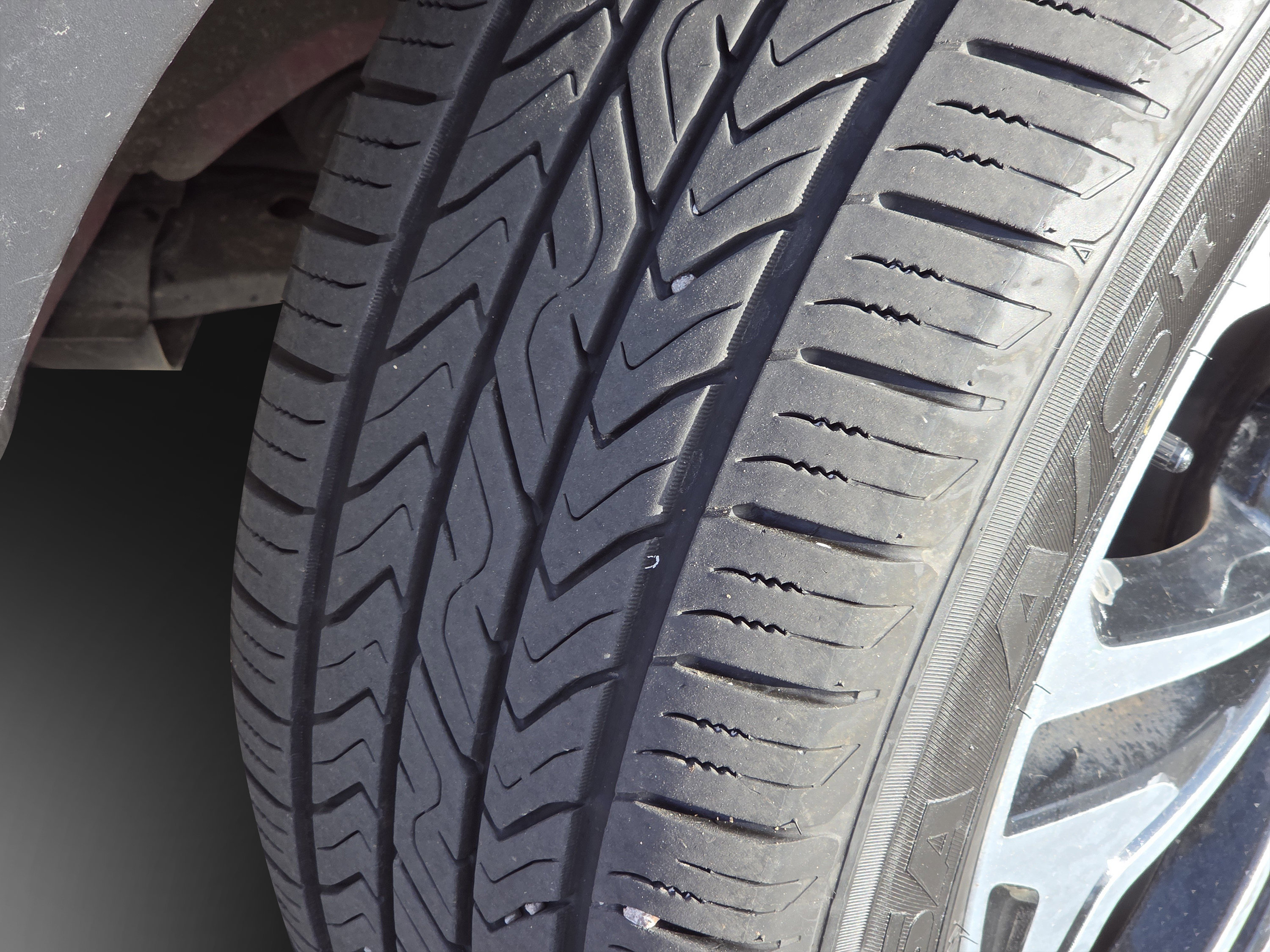 Used 2020 Hyundai Santa Fe Limited AWD/4WD image 19