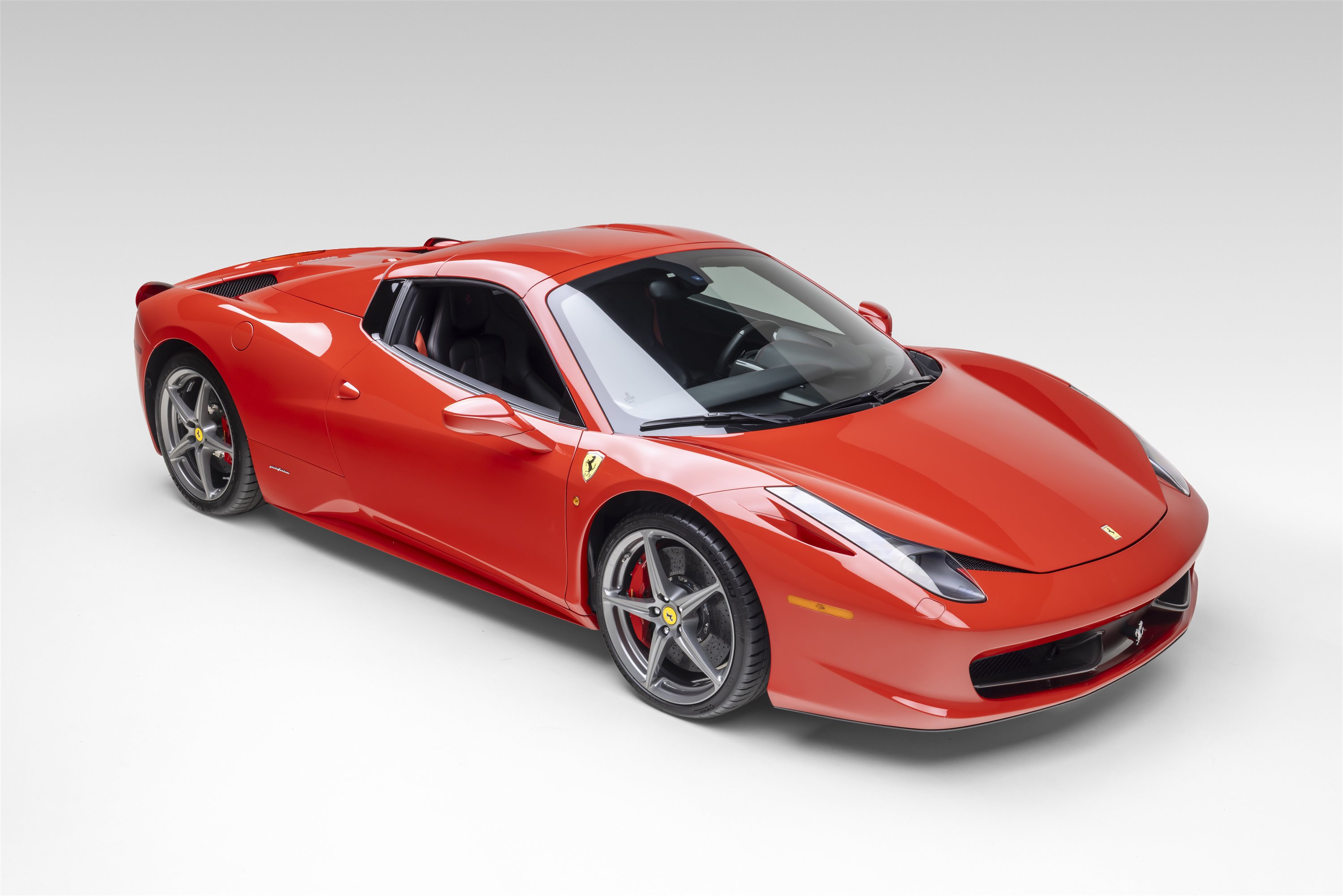 Certified 2013 Ferrari 458 Spider RWD image 15