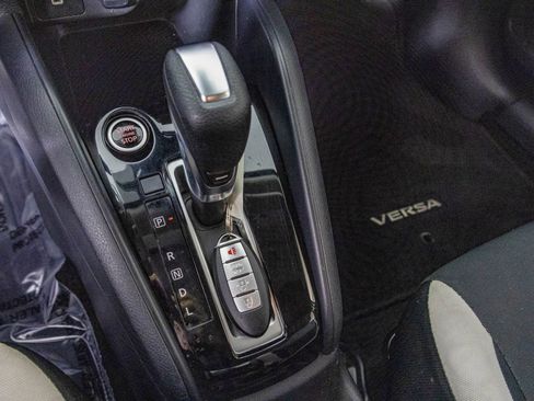 Used 2021 Nissan Versa SV image 25