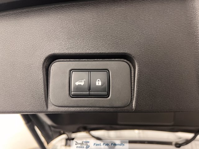 Used 2025 Nissan Rogue SV FWD image 32