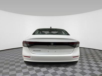 New 2025 Honda Accord SE