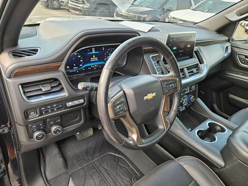 Used 2022 Chevrolet Tahoe High Country AWD/4WD image 14