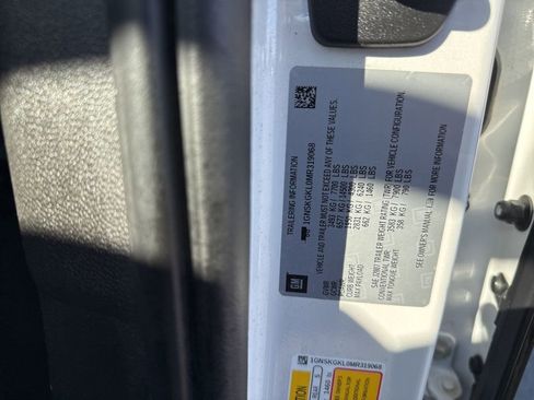 Used 2021 Chevrolet Suburban High Country image 36