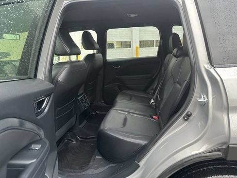 Used 2025 Subaru Forester Limited AWD/4WD image 17
