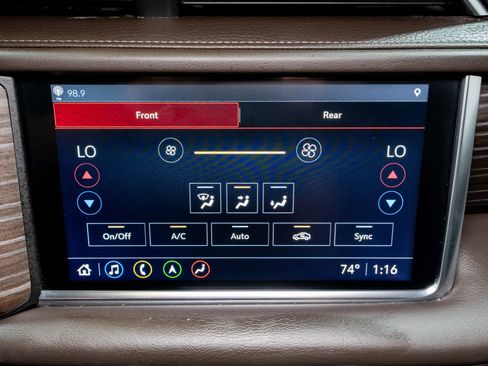 Used 2021 GMC Yukon Denali w/ Denali Premium Package RWD image 22
